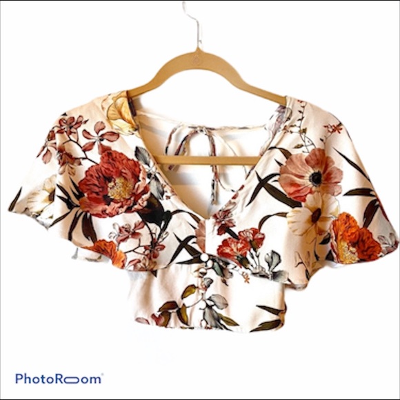 ASOS Tops - River Island ASOS tropical flowy crop top size S